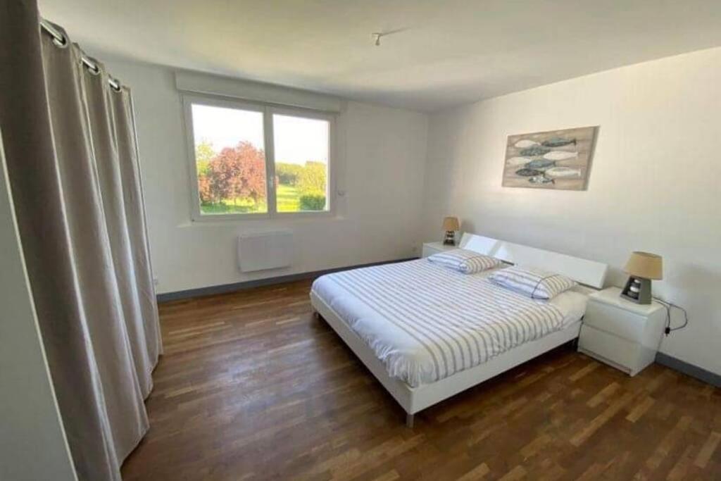 Maison De 2 A 8 Personnes 5 Chambres Portbail Dış mekan fotoğraf